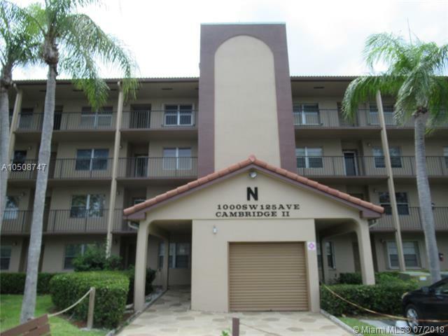 Property Photo:  1000 SW 125th Ave 313N  FL 33027 