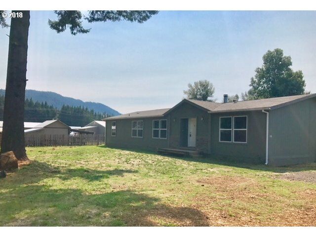 Property Photo: 12 Van Camp Rd WA 98610