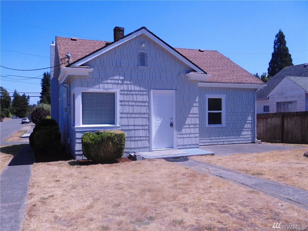 Property Photo:  4322 N Baltimore St  WA 98407 