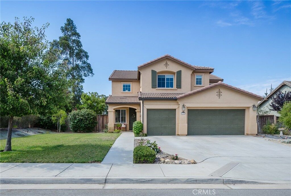 Property Photo:  1150 Terrazzo Way  CA 93455 