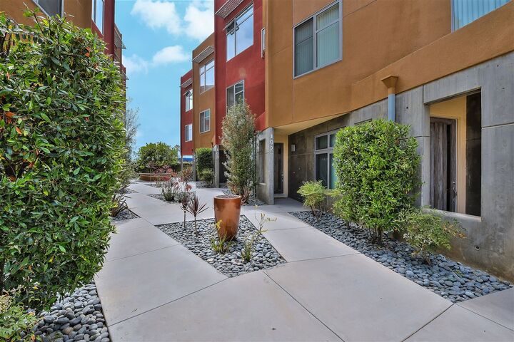 Property Photo: 435 S Cleveland St 104 CA 92054
