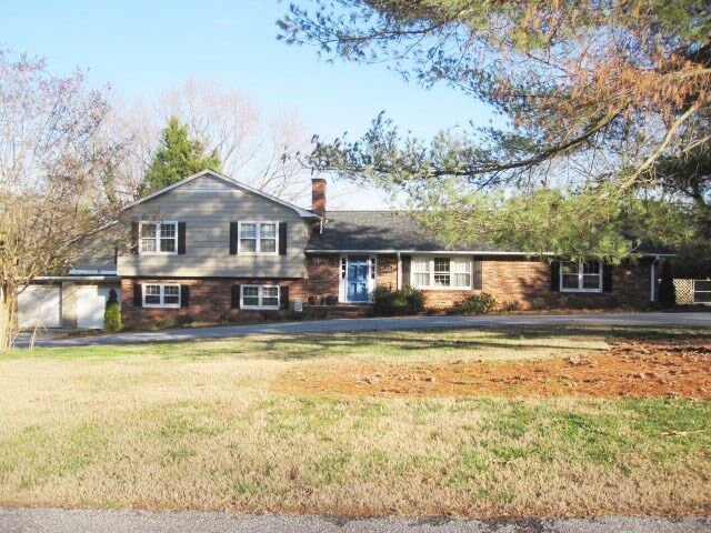 Property Photo: 1135 Edisto Drive SC 29302