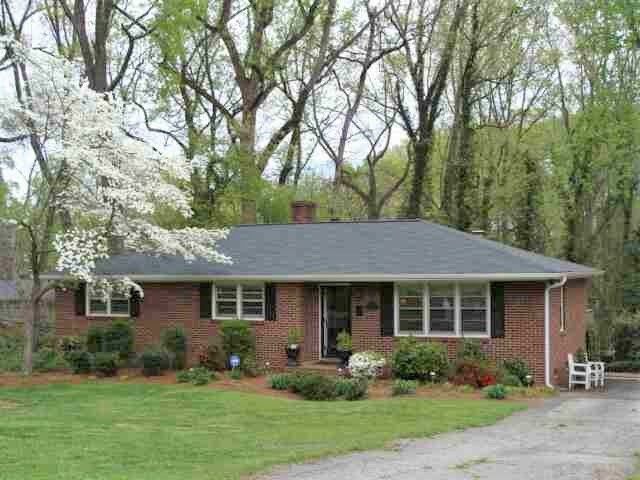 Property Photo:  123 Canterbury Road  SC 29302 