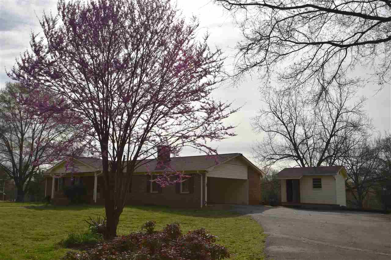 Property Photo: 186 Jennings Road SC 29323-9401