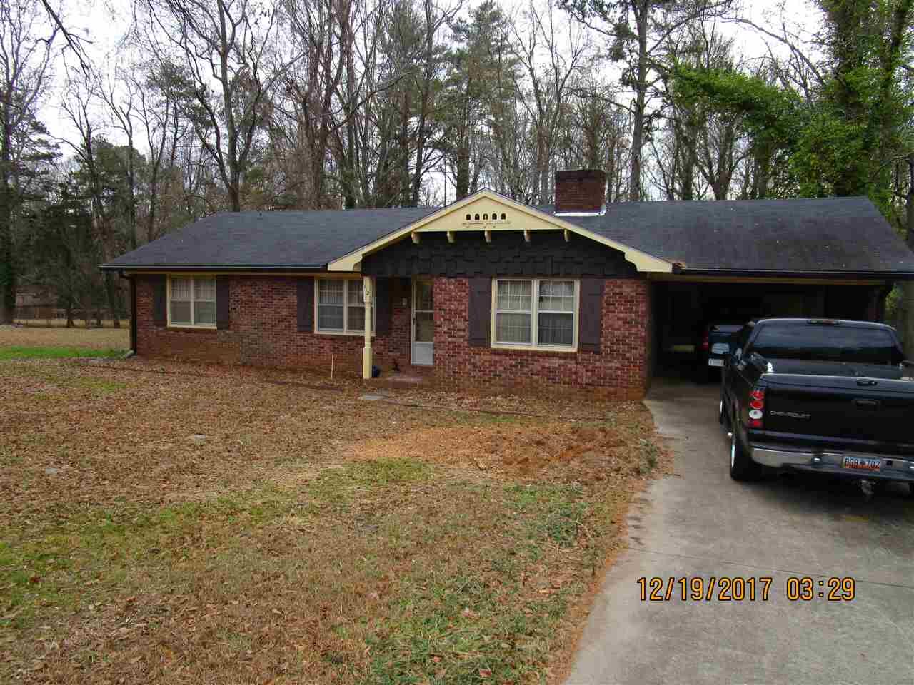 Property Photo:  112 Limestone Drive  SC 29306-4051 
