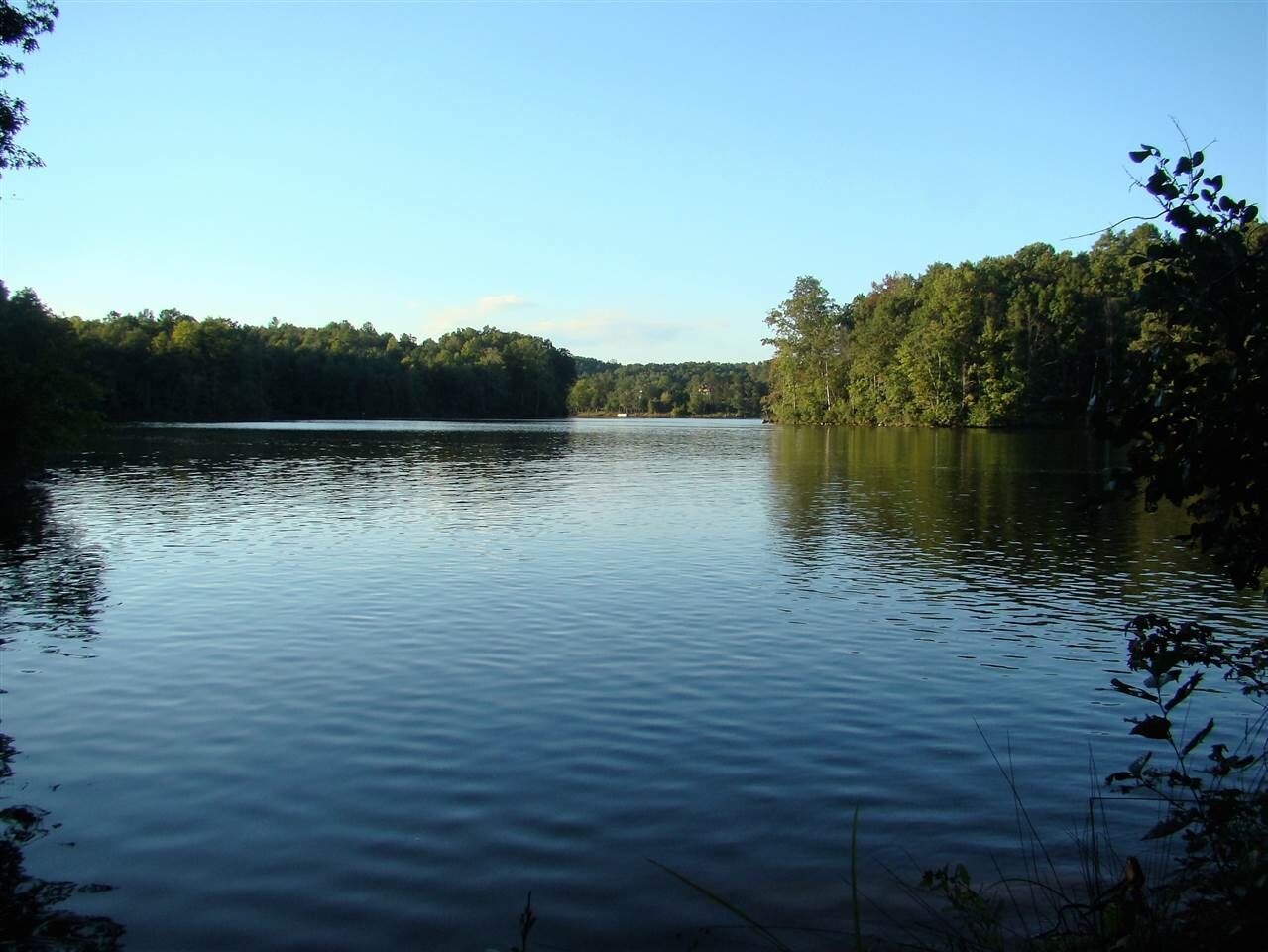 Property Photo: 386 Country Oak Rd SC 29323