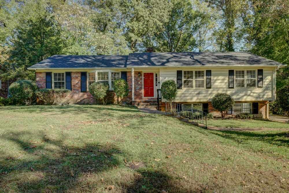 Property Photo:  327 Weblin St.  SC 29301 
