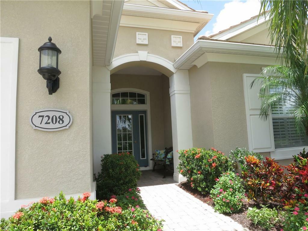 Property Photo:  7208 Annanhill Lane  FL 34202 