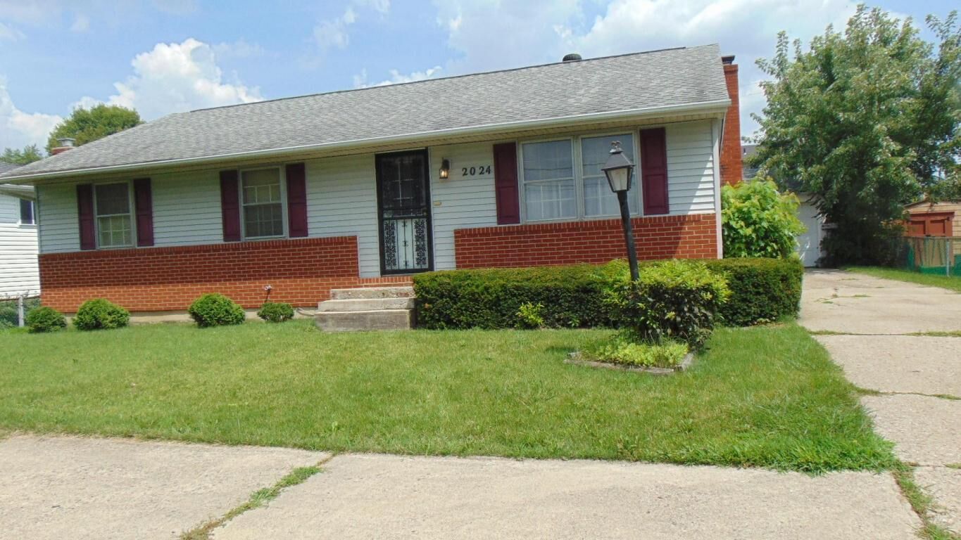 Property Photo:  2024 N Cassady Avenue  OH 43219 