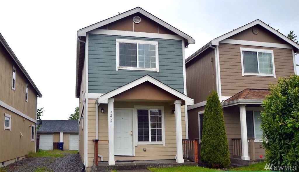 Property Photo: 7235 E G St WA 98404