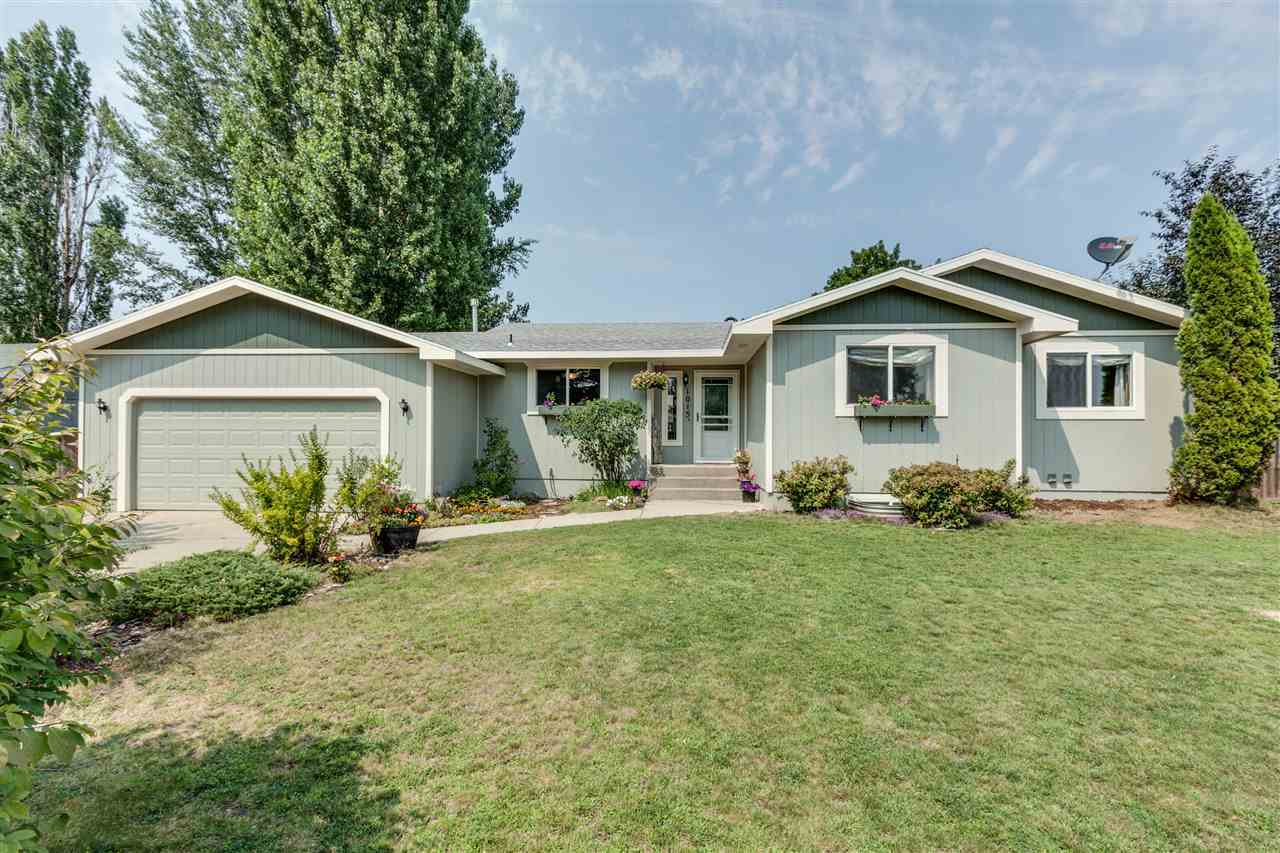 Property Photo:  1015 E "E" Ct  WA 99006-5084 