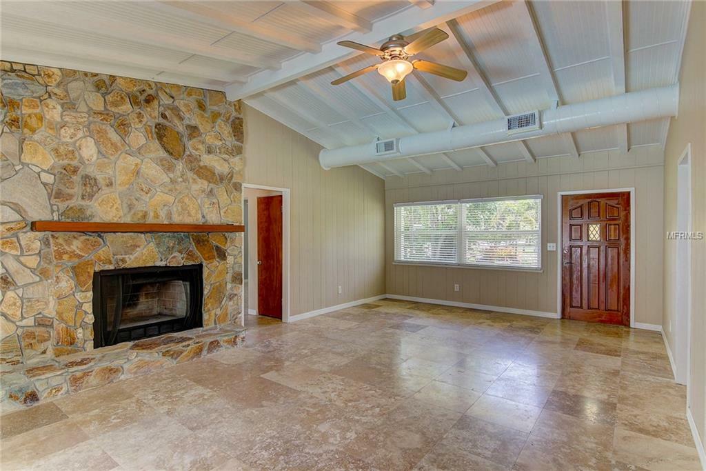 Property Photo: 2433 Hyde Park Street FL 34239