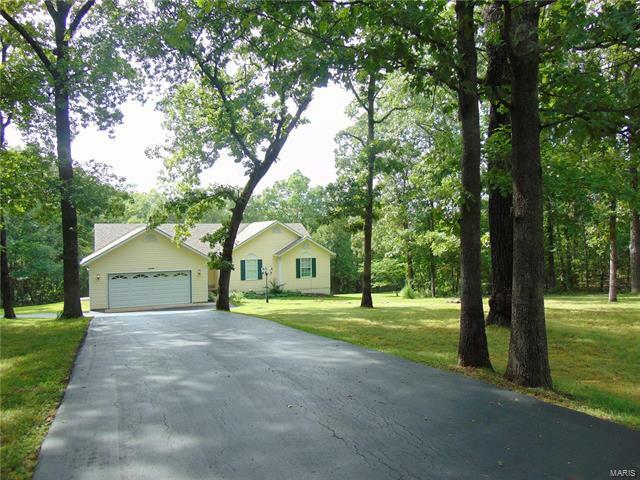 Property Photo: 1935 Autumn Ridge 63028