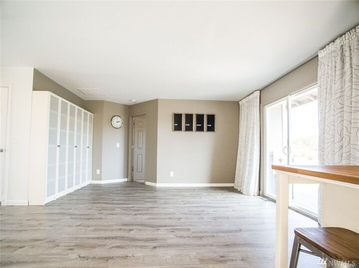 Property Photo: 990 NE Cordero Place WA 98277