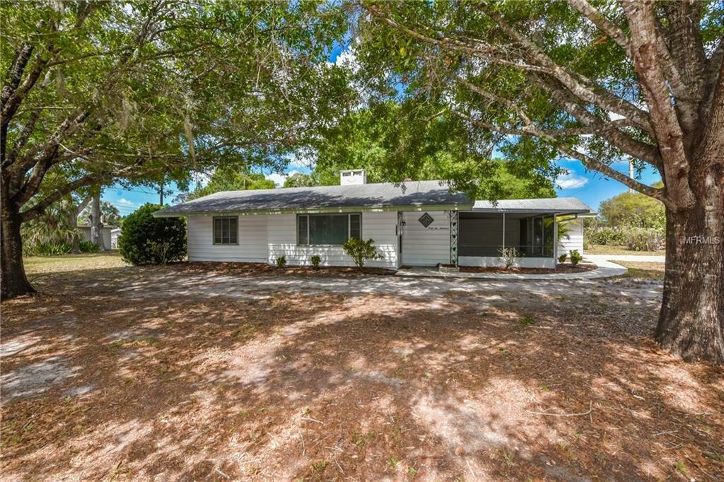 Property Photo:  4600 Riverwood Avenue  FL 34231 