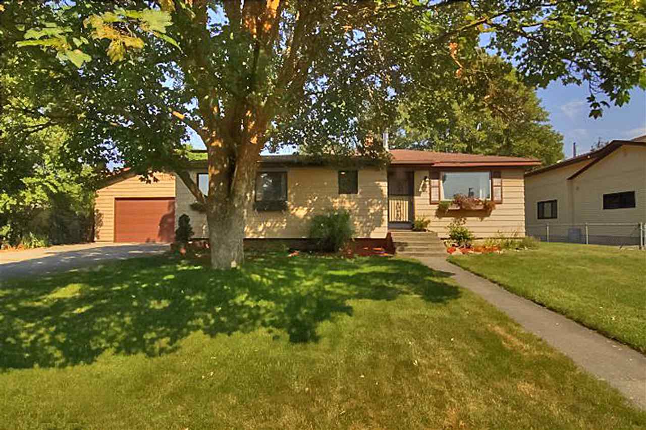 Property Photo: 1304 N Dick Rd WA 99212-2601