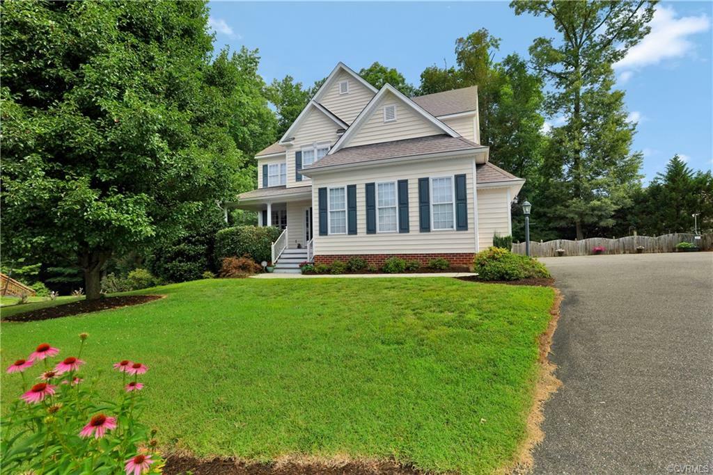 Property Photo:  9512 Knightwood Lane  VA 23832 