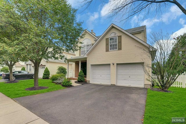 Property Photo:  778 Livingston Court  NJ 07652 