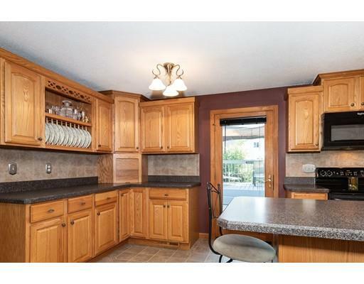 Property Photo: 14 W Glen Dr MA 01085