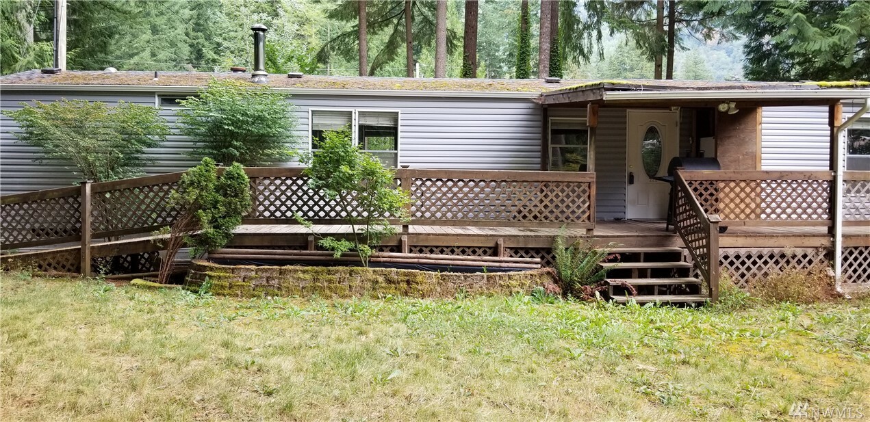 Property Photo: 1621 Frontier Lane WA 98266