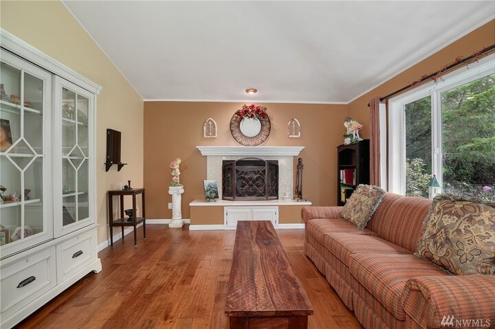 Property Photo:  6422 61st Av Ct NW  WA 98335 