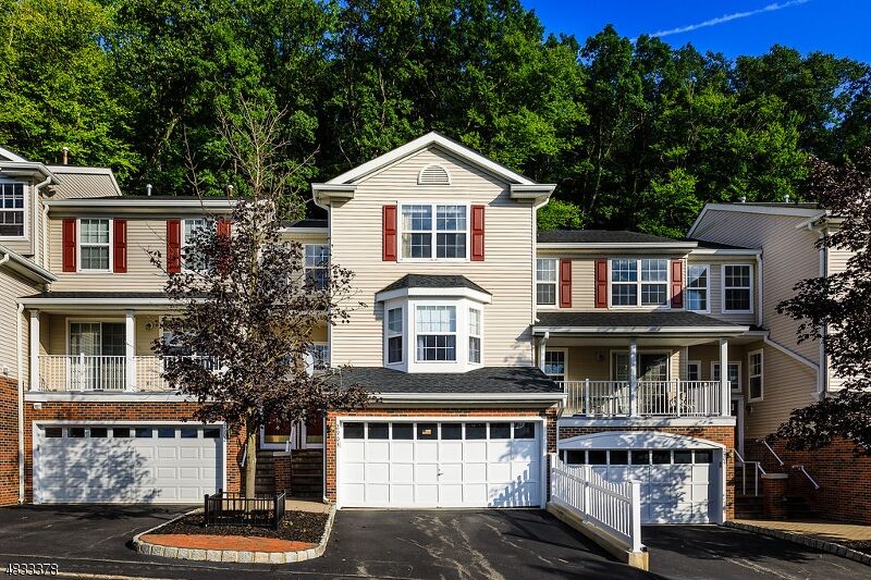Property Photo:  2903 Vantage Ct  NJ 07834 