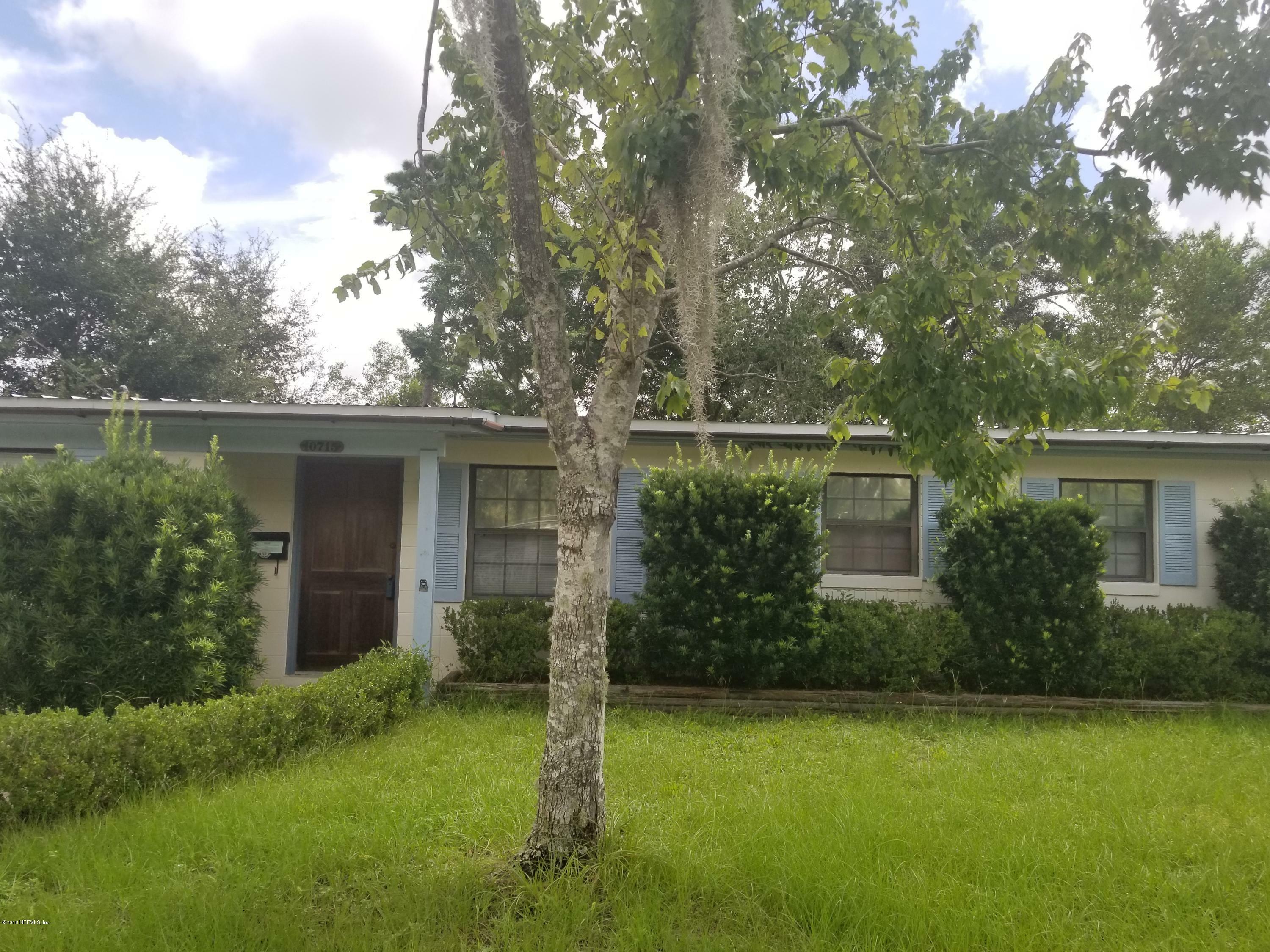 Property Photo:  10715 Leora Drive  FL 32218 