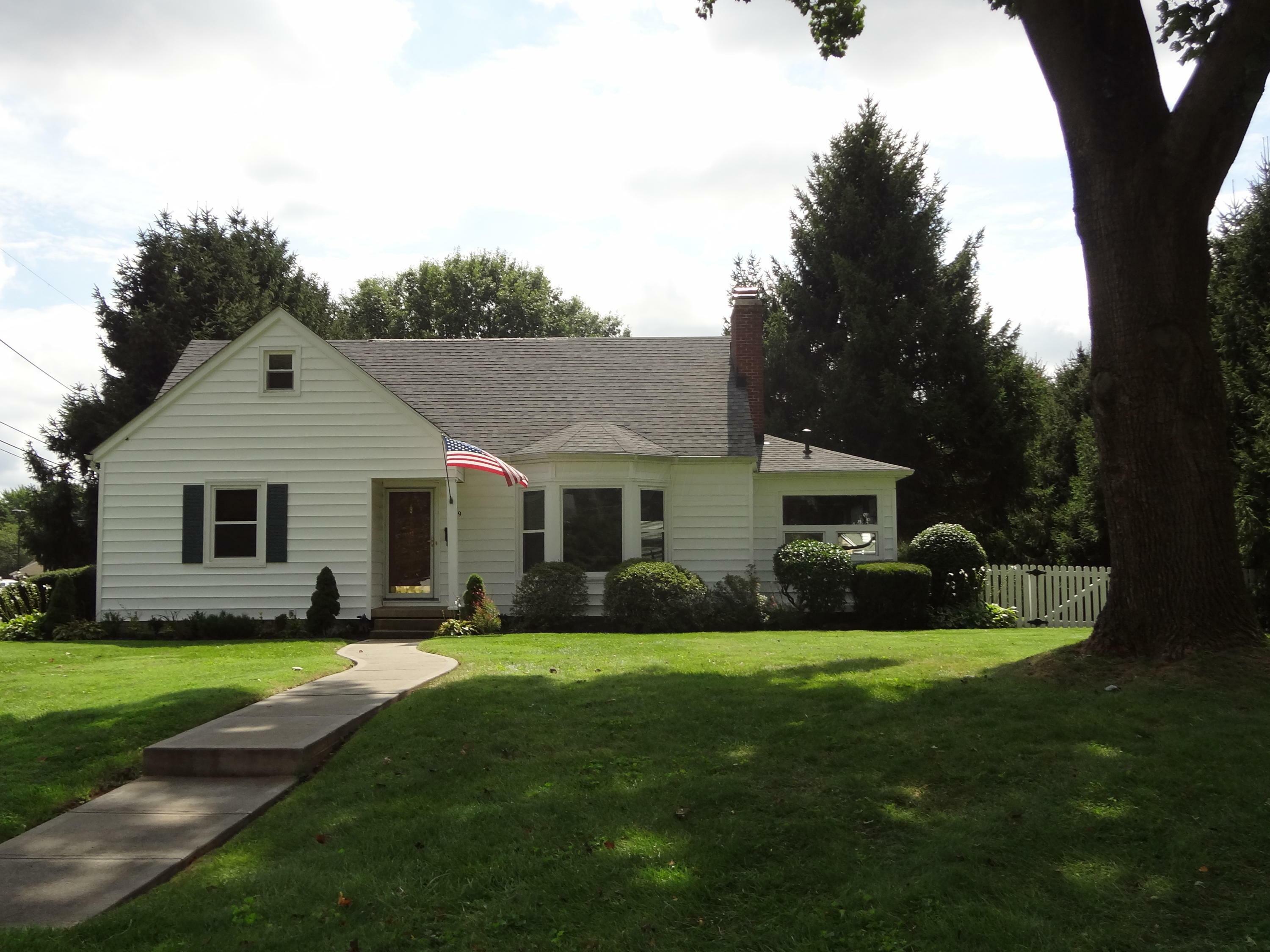 Property Photo: 189 N Quentin Road OH 43055