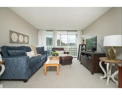Property Photo:  53 Melrose Street 5C  MA 02176 