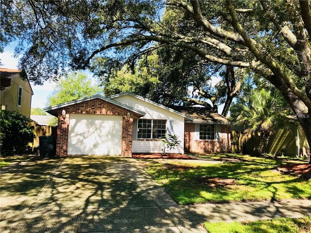 Property Photo: 3311 Russett Drive FL 33618