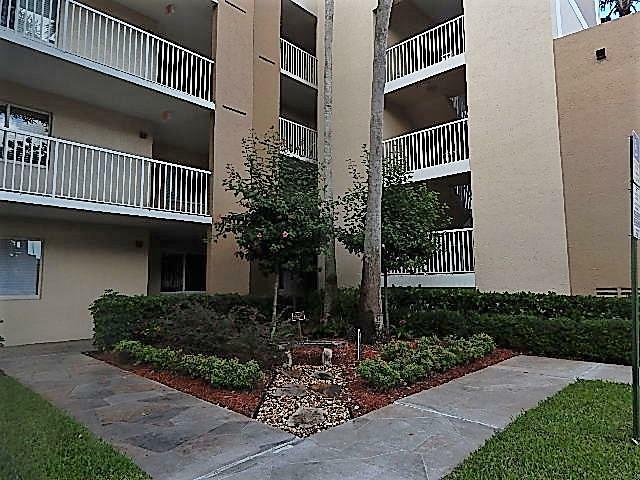 Property Photo:  9537 Weldon Circle 402  FL 33321 