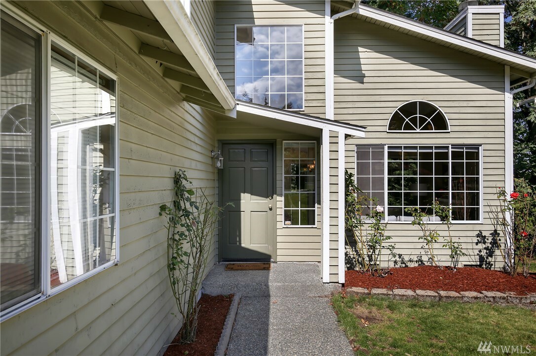 Property Photo:  11718 NE 107th Place  WA 98033 