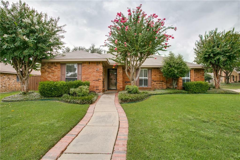 Property Photo:  700 Cottonwood Drive  TX 75002 