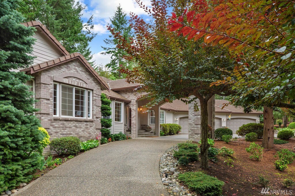 Property Photo: 509 33rd Ave NW WA 98335