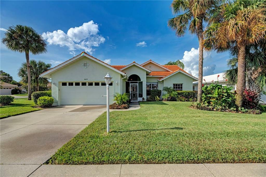 Property Photo:  1619 Liscourt Drive  FL 34292 