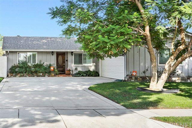 Property Photo:  6257 Berquist Avenue  CA 91367 