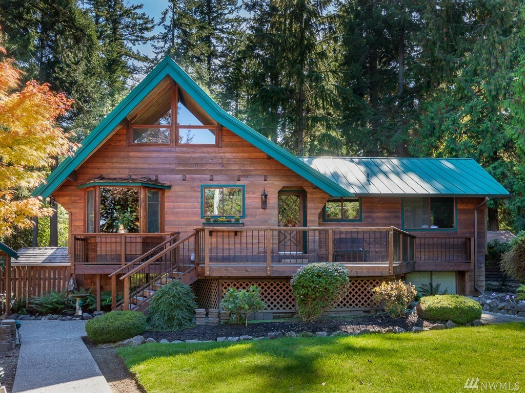 Property Photo:  1610 Fawn Ct NW  WA 98332 