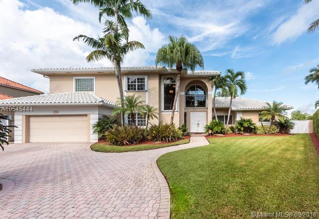 Property Photo: 15650 NW 83rd Pl FL 33016