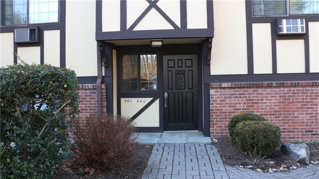 Property Photo: 50 Aiken Street 406 CT 06851
