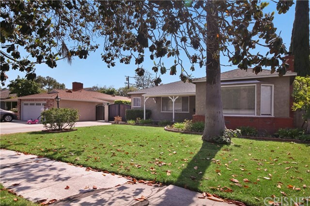 Property Photo:  4615 Sunnyslope Avenue  CA 91423 