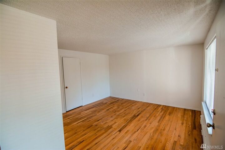Property Photo:  30853 14th Avenue S  WA 98003 