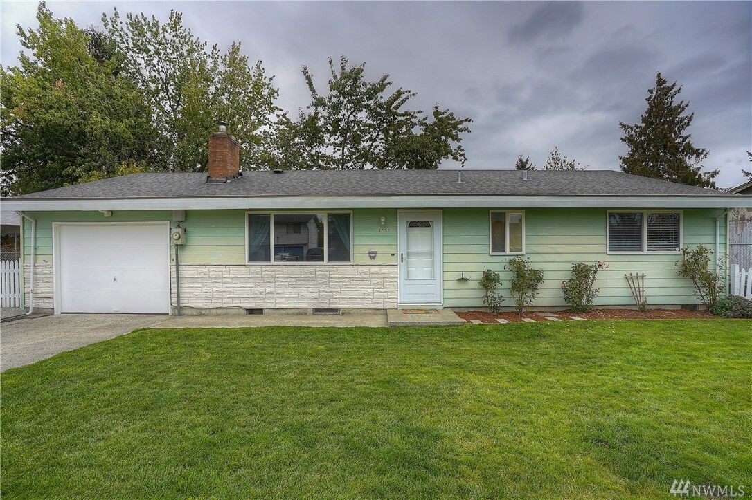 Property Photo:  1735  118th Street S  WA 98444 