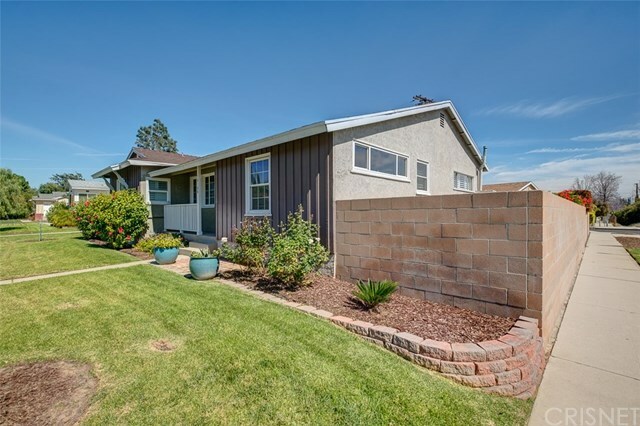 Property Photo:  10100 Monogram Avenue  CA 91343 