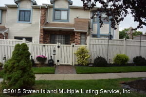 Property Photo:  80 McDivitt Avenue A  NY 10314 