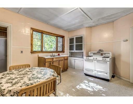 Property Photo: 58 Spring St MA 02141