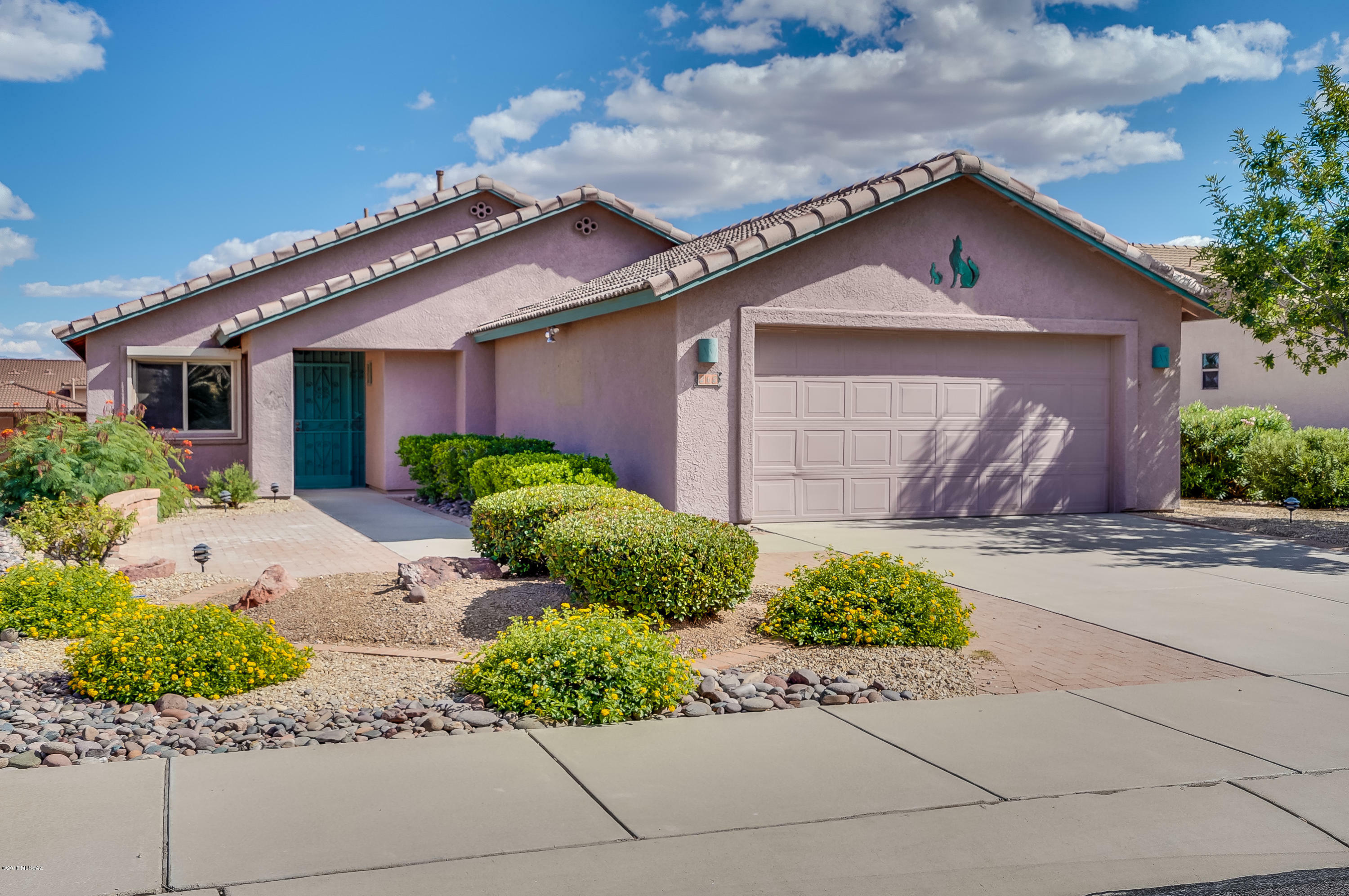 Property Photo:  262 N Kokomo Drive  AZ 85614 