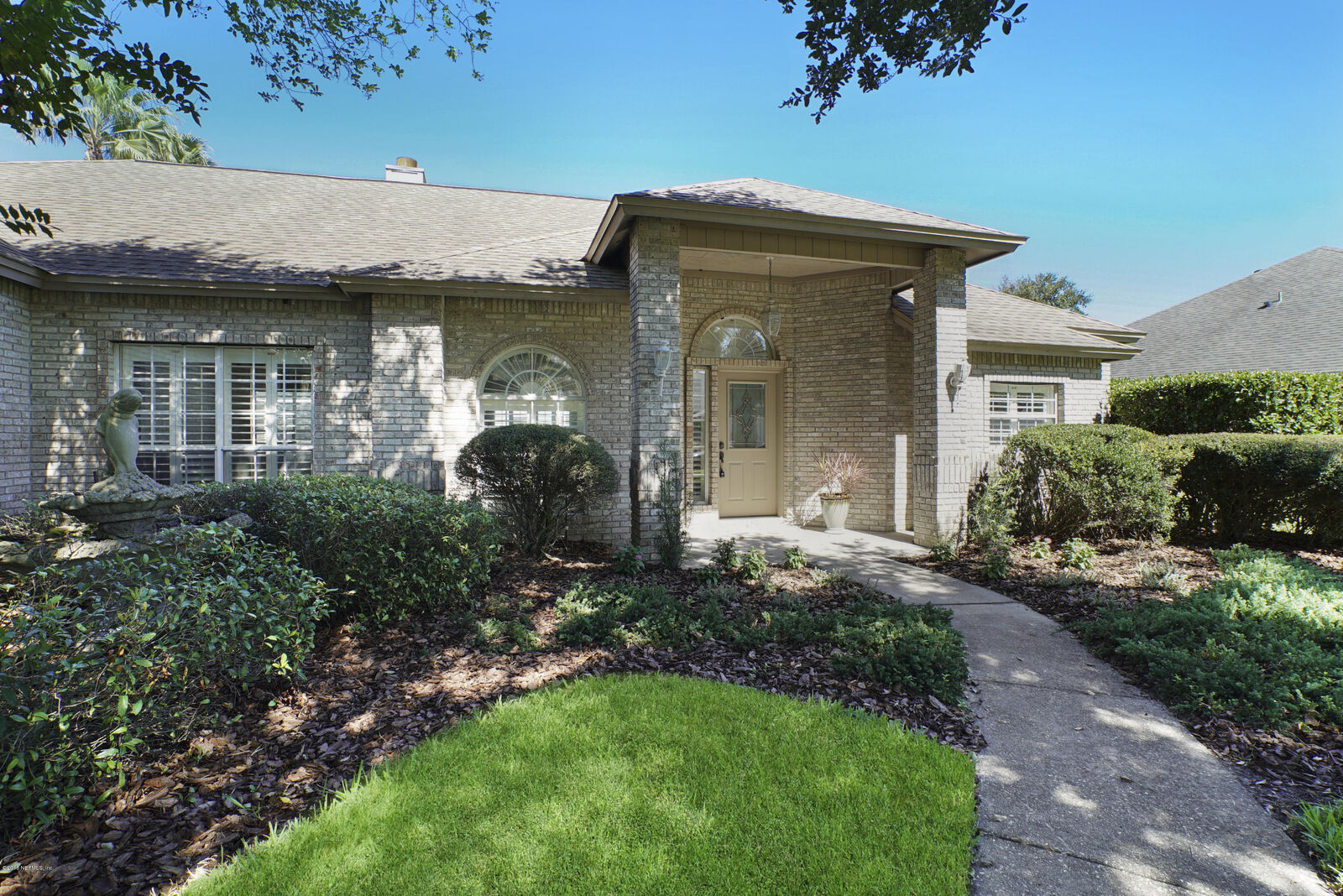 Property Photo:  12624 Chapeltown Circle E  FL 32225 