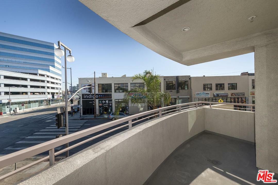 Property Photo:  267 S San Pedro St 125  CA 90012 