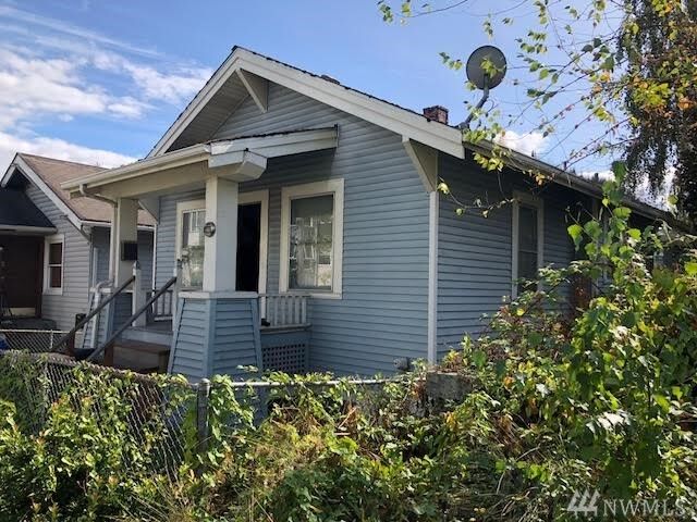 Property Photo:  1211 E James Ct  WA 98122 