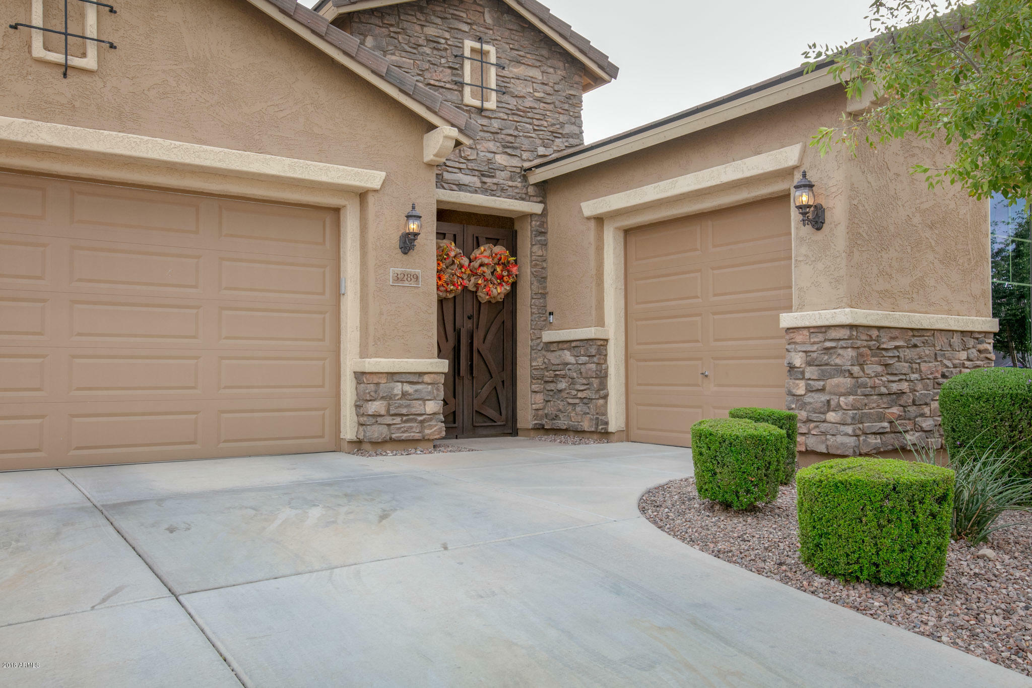 Property Photo: 3289 E Azalea Drive AZ 85298